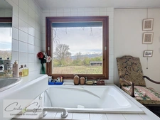 Seyssins Maison familiale avec grand terrain et accès direct aux espaces naturels 