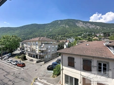  LA TRONCHE (38), Appartement 2 pièces avec une vue dégagée sur Belledonne
