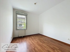 MEYLAN Buclos 3 pièces avec garage dans un cadre paisible à deux pas des services!
