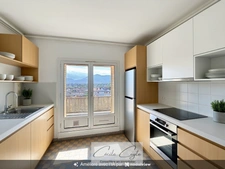 Grenoble Île Verte, 2 pièces de 52 m² avec balcon panoramique au dernier étage