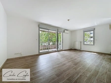 MEYLAN Buclos 3 pièces avec garage dans un cadre paisible à deux pas des services!