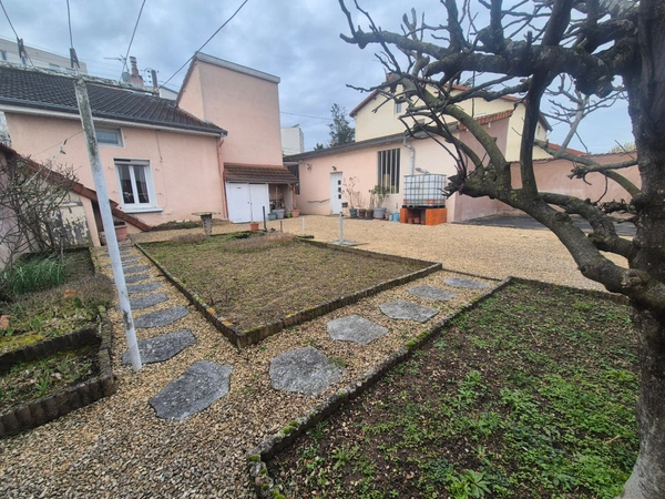 Maison à vendre 5 pièces ROANNE (42)