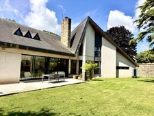 Dpt Finistère (29), à vendre Brest  Maison T8 de 311 m² - Terrain de 2485 m² 