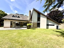 Dpt Finistère (29), à vendre Brest Sectueur St Renan Maison T8 de 311 m² - Terrain de 2485 m² 