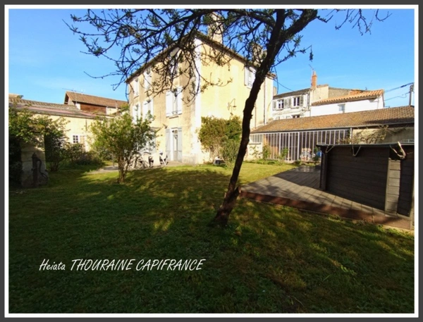 Dpt Deux Sèvres (79), à vendre SAINT MAIXENT L'ECOLE maison P9 Belle bâtisse de caractère 267 m²