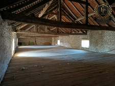 Character property steeped in history for sale in LA MOTHE SAINT HERAY (79)