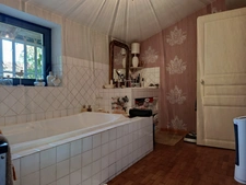 Propriété de caractère à vendre 8 pièces Les Châteliers (79)