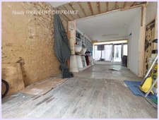 à vendre Maison à rénover sur trois niveaux avec cave – Saint-Maixent-l’École