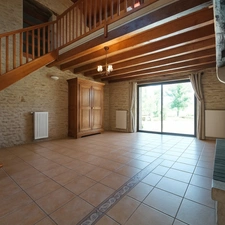 SAIVRES (79) À VENDRE – MAISON DE CARACTÈRE EN PLEINE CAMPAGNE 195 m² -6P- 3249 m² de terrain arboré