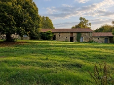 En Exclusivité CAPIFRANCE: à vendre Charme de l’ancien et douceur de vivre à SAIVRES(79)