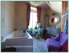 Maison à vendre 7 pièces SAINT MAIXENT L'ECOLE (79) Une Demeure au Charme Authentique de la Pierre