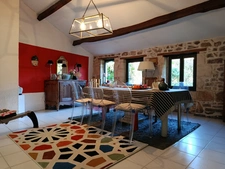 Propriété de caractère à vendre 8 pièces Les Châteliers (79)