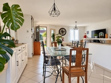 En Exclusivité CAPIFRANCE – Maison de plain-pied à vendre 5 pièces AZAY LE BRULE (79)