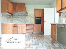 Dpt Deux Sèvres (79), à vendre cette propriété à seulement 4 minutes de Beauvoir maison P8   