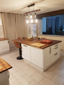 Maison à vendre 6 pièces NANTEUIL (79)