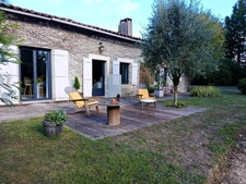 Propriété de caractère à vendre 8 pièces Les Châteliers (79)