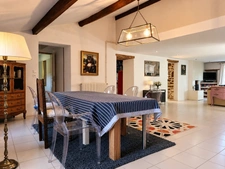 Propriété de caractère à vendre 8 pièces Les Châteliers (79)