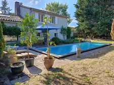 Propriété de caractère à vendre 8 pièces Les Châteliers (79)