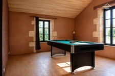 Ensemble immobilier de caractère sur plus de 2 hectares bordés par la rivière à vendre LA MOTHE SAINT HERAY (79)