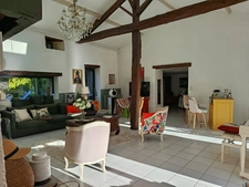 Propriété de caractère à vendre 8 pièces Les Châteliers (79)