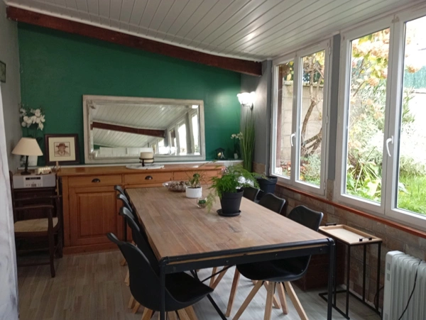  🏡 Maison en pierres pleine de charme avec terrain et beau potentiel