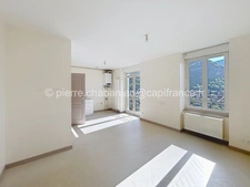 Immeuble de rapport rénové 7 appartements avec beau potentiel de rentabilité à vendre SAINT-CLAUDE (39)