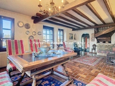 House for sale - 7 rooms - 185 m² living space - 326 m² floor space - 1359 m² land - panoramic view - COLLONGES SOUS SALEVE (74)