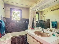 House for sale - 7 rooms - 185 m² living space - 326 m² floor space - 1359 m² land - panoramic view - COLLONGES SOUS SALEVE (74)