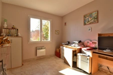 Single-Storey 4-Room House for Sale in Digne-les-Bains (04)