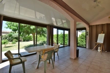 CARREFOUR BLÉONE-DURANCE – Traditional single-storey villa in perfect condition with veranda, garden and garage