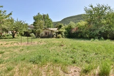 Digne-les-Bains – Quartier des Arches – Terrain plat constructible de 528 m²
