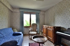 🏡 À VENDRE – Grande villa avec terrain boisé avec une olivette à Sisteron