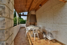 🏡 À VENDRE – Grande villa avec terrain boisé avec une olivette à Sisteron