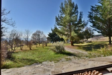 Propriété de 210 m² avec appartement indépendant, 1,65 ha de terrain et dépendances