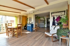 MIRABEAU (04) – Maison de plain-pied – 3 chambres – Véranda – Garage – Terrain 606 m² – Plein Sud