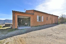 Single-Storey 4-Room House for Sale in Digne-les-Bains (04)