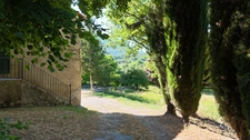 Belle propriété avec deux maisons sur 3430 m² de terrain arboré – Potentiel rare !