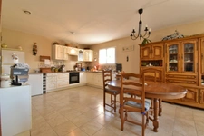 Single-Storey 4-Room House for Sale in Digne-les-Bains (04)