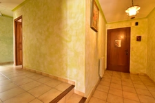 VILLA de plain-pied de 143 m² avec piscine sur 1 378 m² de terrain clos