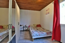 MIRABEAU (04) – Maison de plain-pied – 3 chambres – Véranda – Garage – Terrain 606 m² – Plein Sud