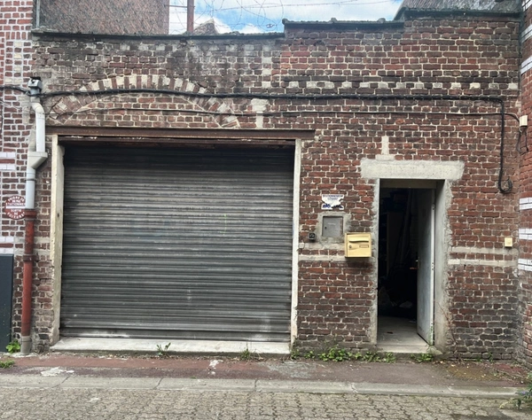 LILLE (59) - En centre-ville, entrepôt de 190 m2 