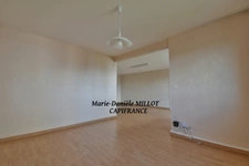 Appartement Spacieux et lumineux de 88 m² 4 pièces au Montmorency II – 6e étage avec balcon à LAVAL (53)