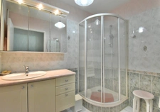 Appartement Spacieux et lumineux de 88 m² 4 pièces au Montmorency II – 6e étage avec balcon à LAVAL (53)