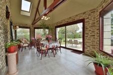 Dpt Mayenne (53), for sale 15 km from LAVAL house P7 of 241 m² - 