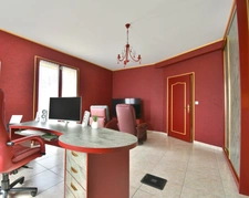 Dpt Mayenne (53), for sale 15 km from LAVAL house P7 of 241 m² - 