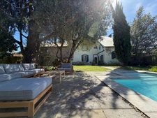 Maison à vendre 10 pièces avec piscine, plus appartement séparé à BAZET (65)