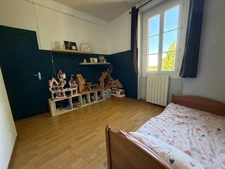 Maison à vendre 10 pièces avec piscine, plus appartement séparé à BAZET (65)