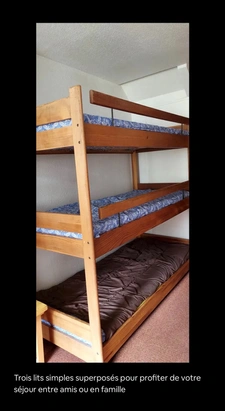 Dans les Hautes Pyrénées studio au pied des pistes de ski sur 23 m² avec balcon, cellier, et casier à ski. 