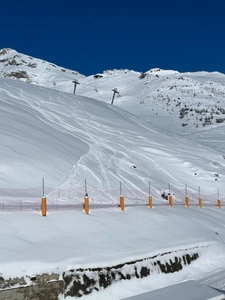 Appartement à vendre 2 pièces LA MONGIE (65) avec balcon, cellier, casier à ski et parking intérieur.