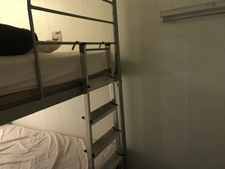 Dpt Hautes Pyrénées, dans la station de ski de LA MONGIE appartement T 2 de 29 m² avec balcon, cellier et parking intérieur.   